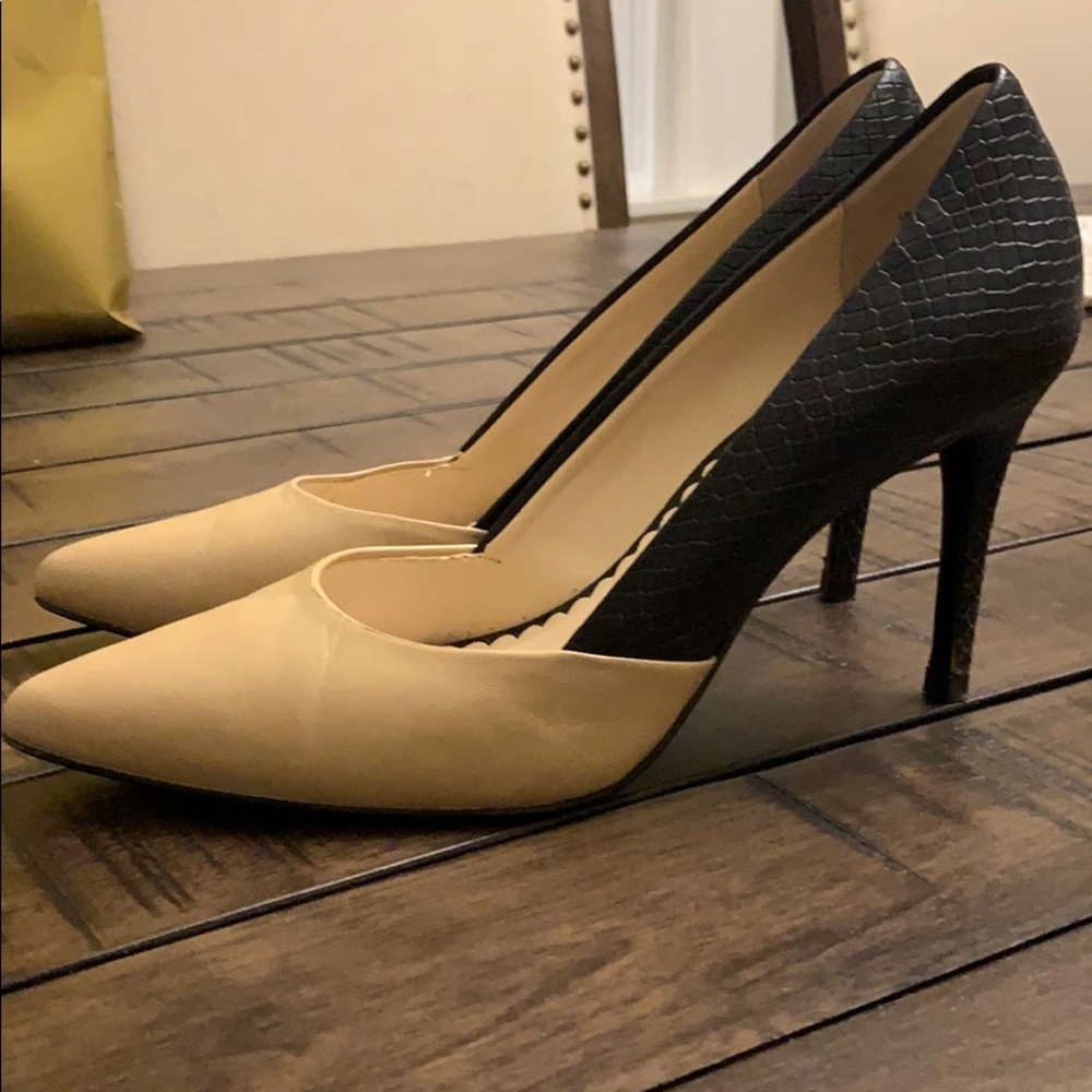 Gorgeous Audrey Brooke two-tone heels
